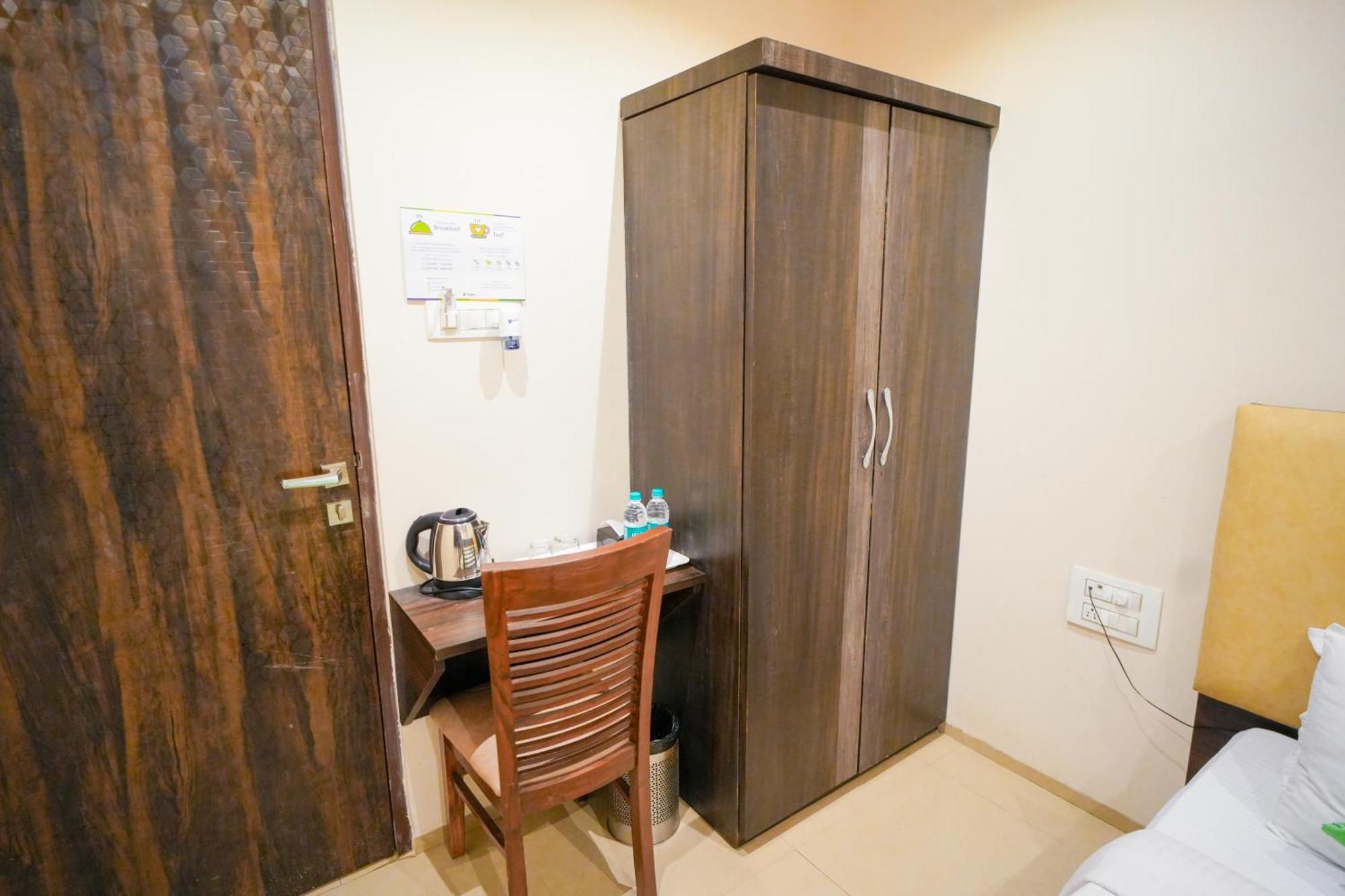 Skylink Hospitality Mahalaxmi Hotel