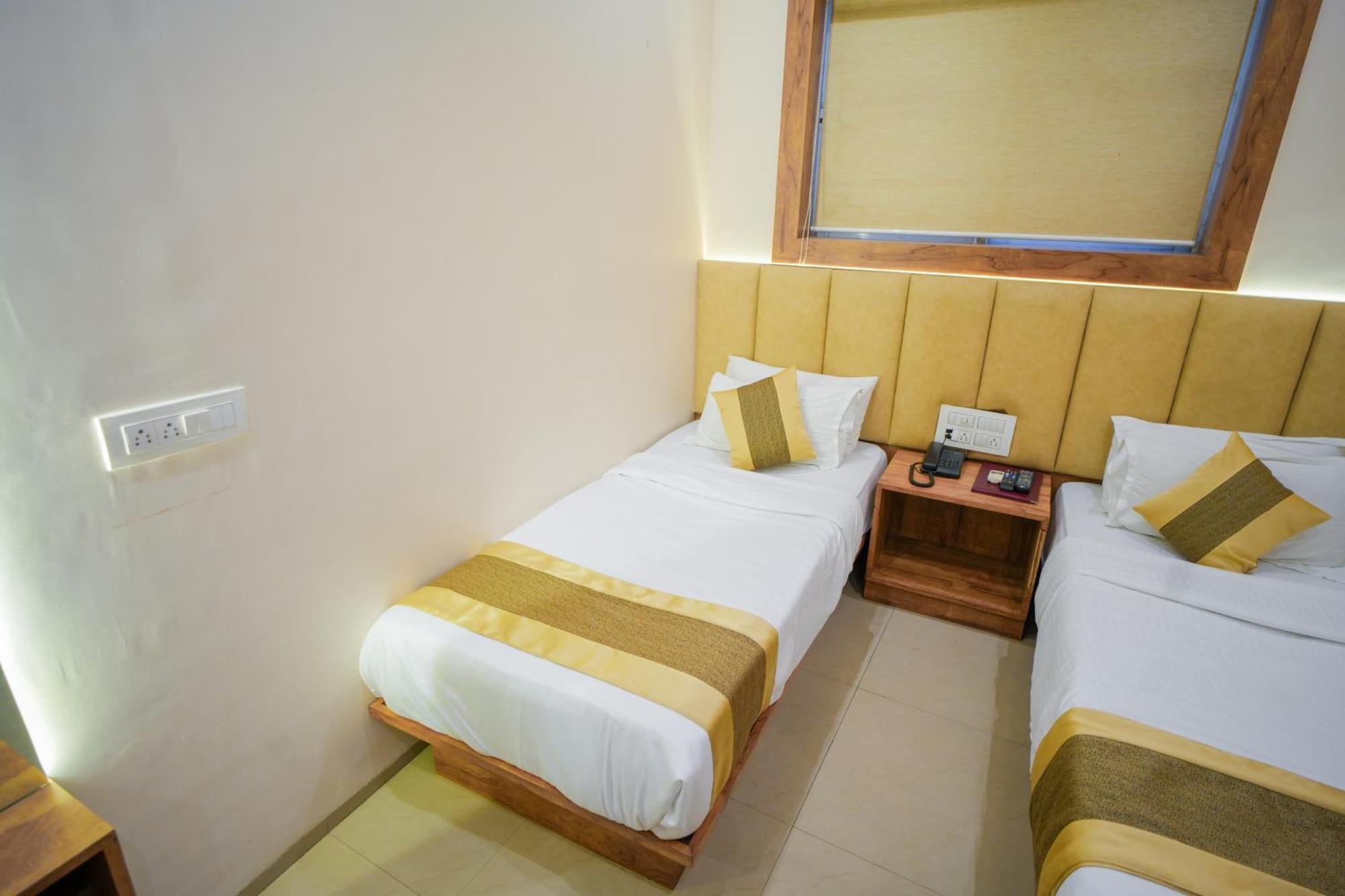 Skylink Hospitality Mahalaxmi Hotel