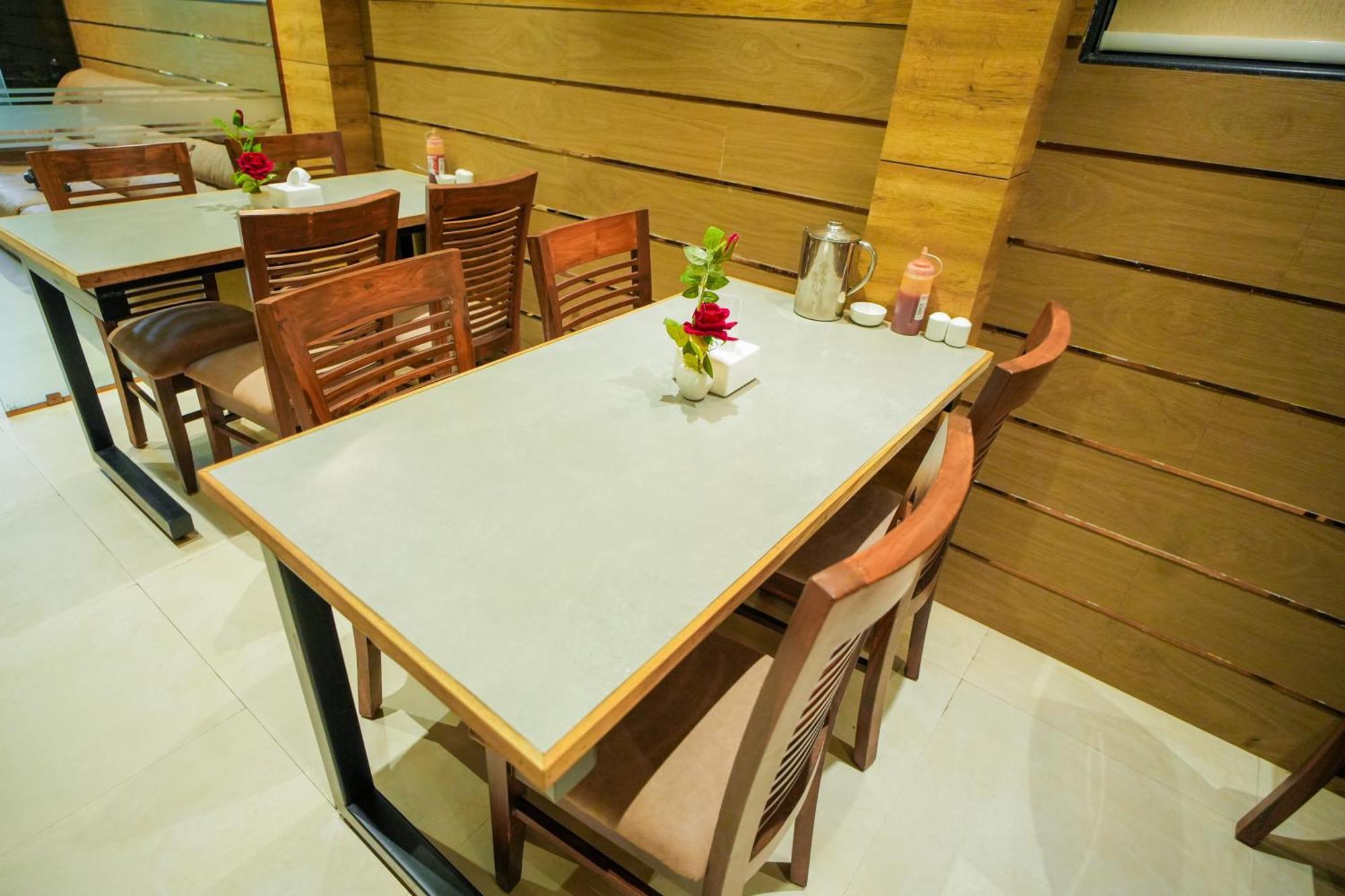 Skylink Hospitality Mahalaxmi 3*