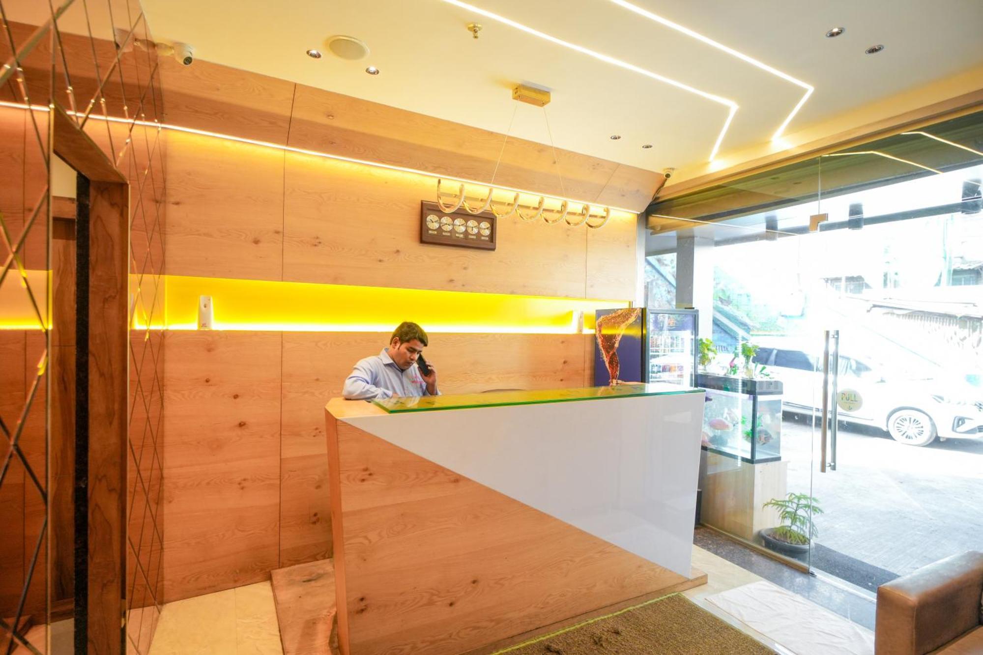 Skylink Hospitality Mahalaxmi 3*