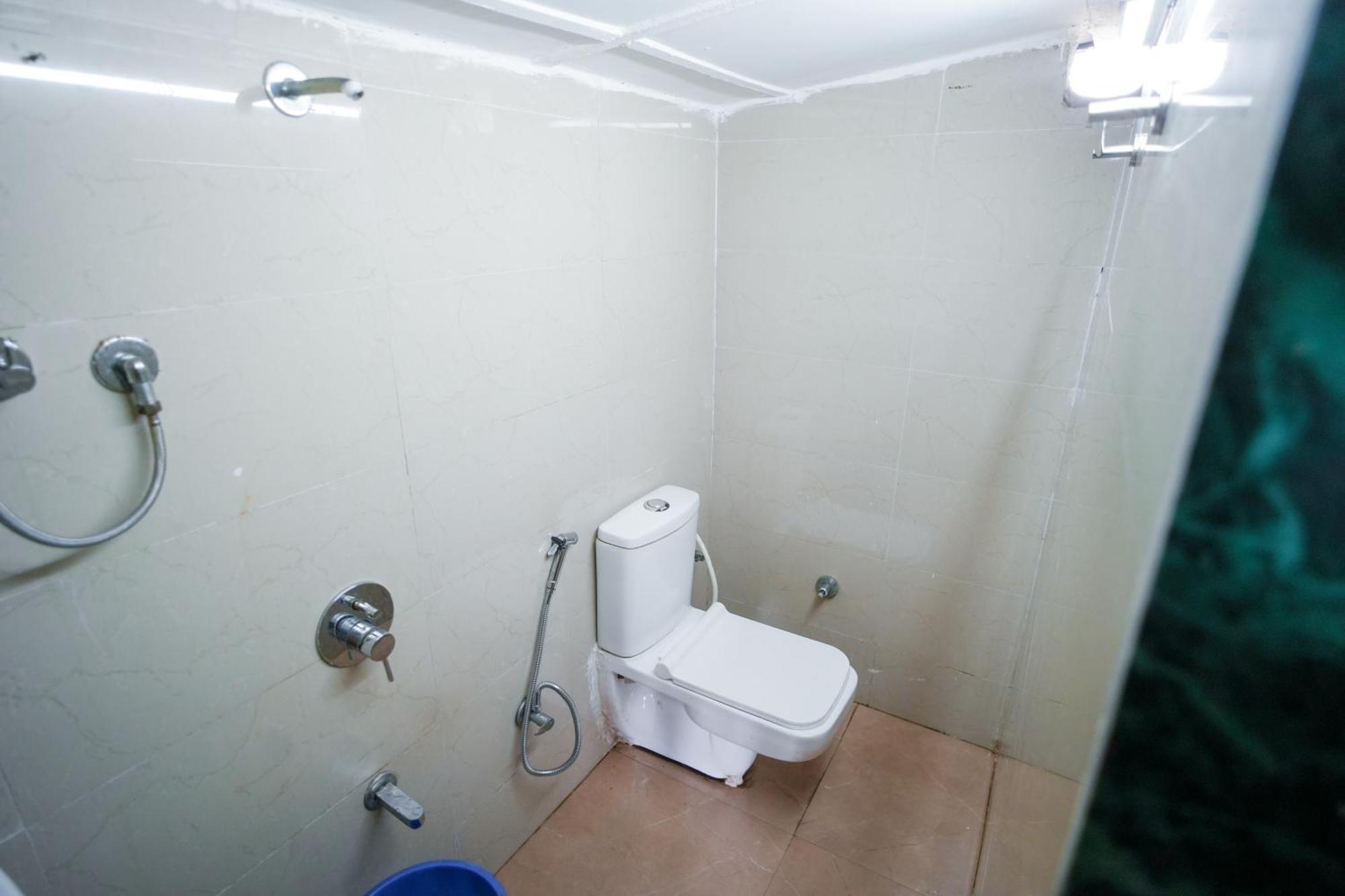 Skylink Hospitality Mahalaxmi 3*