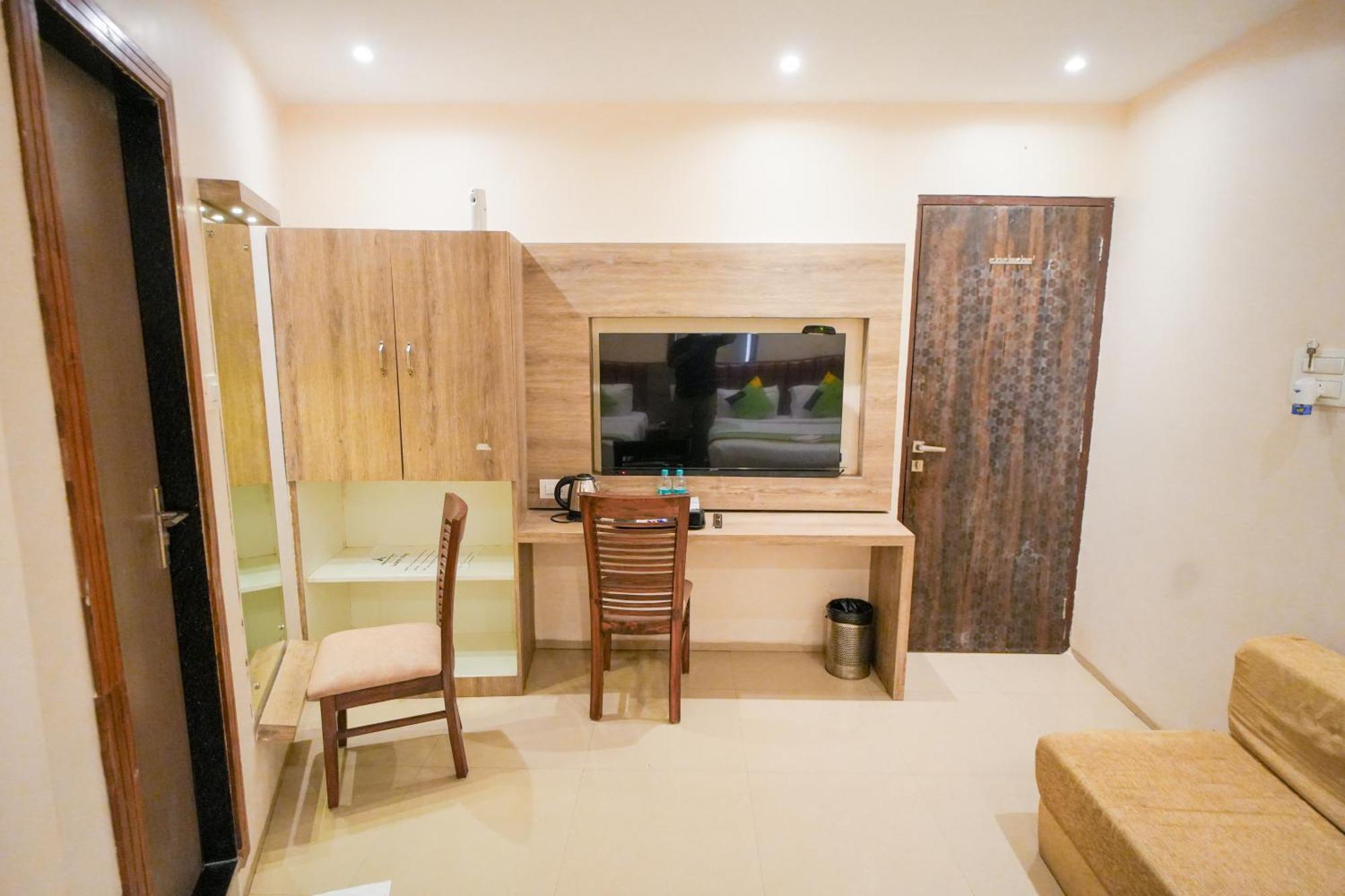 Hotel Skylink Hospitality Mahalaxmi Mumbai
